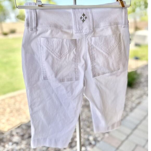 Tail Women’s Pull On Super Stretch Slimming Shorts White XS - Picture 2 of 9